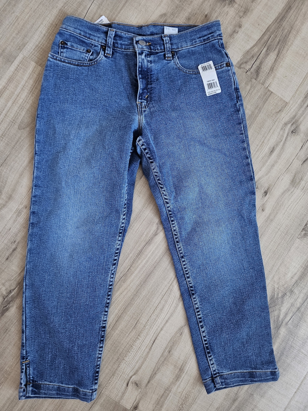 Levi's Women's Blue Cropped/capri Jeans Size 6